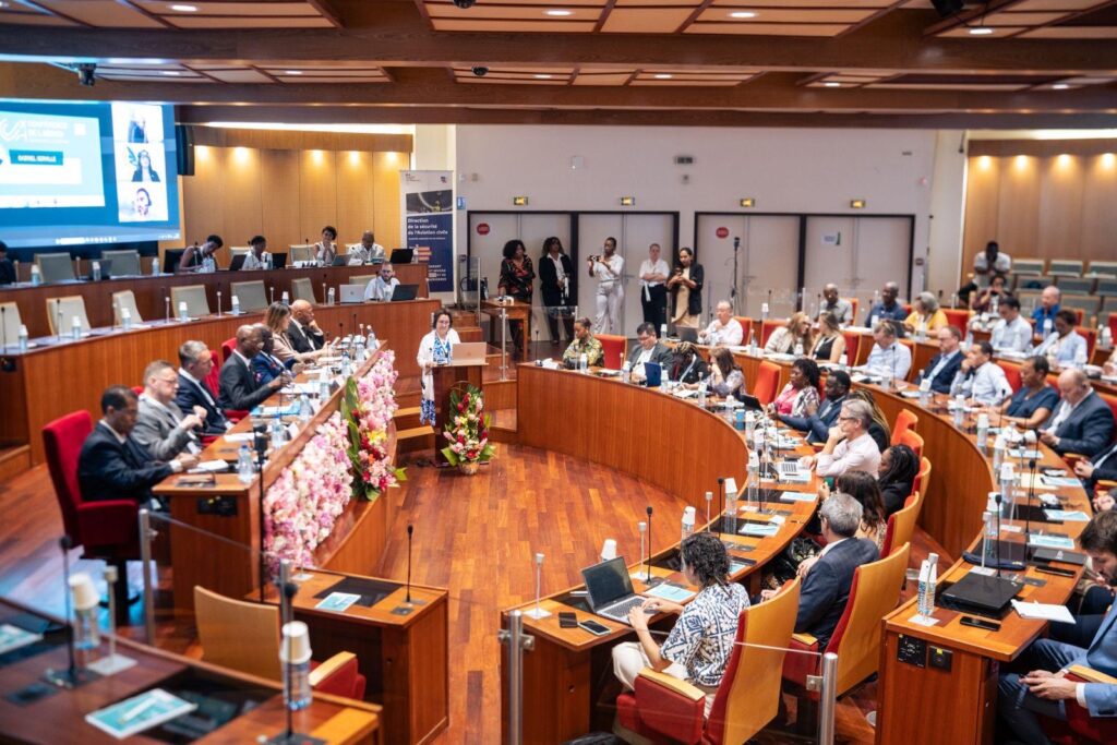 Séquence d'ouverture à la Conférence de l'Aérien 2025 Bassin Antilles-Guyane, à Cayenne